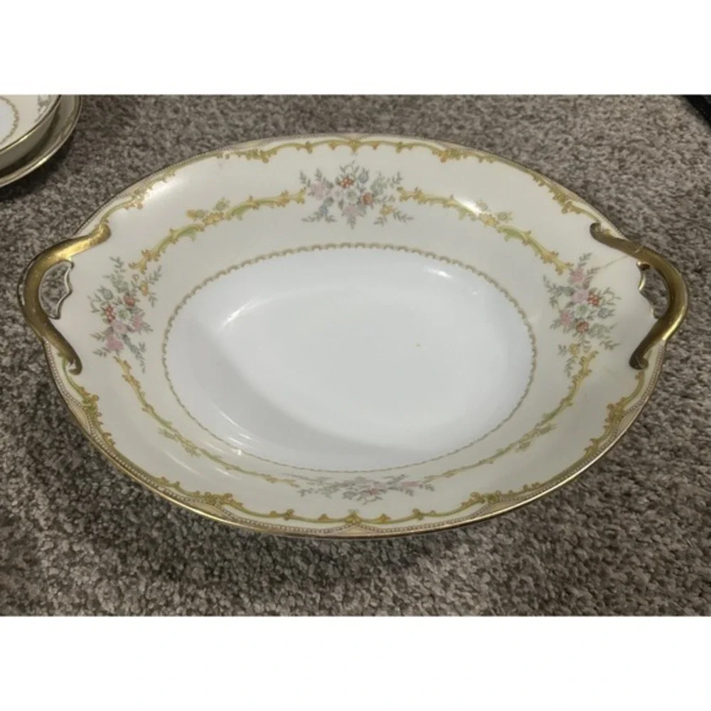 RARE Noritake Japan Dinner Set Hand Painted‎ Floral Golden Trim 28 Piece Gift